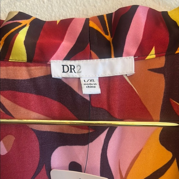 DR2 Multicolor Leaf Pattern Kimono - Picture 2 of 6